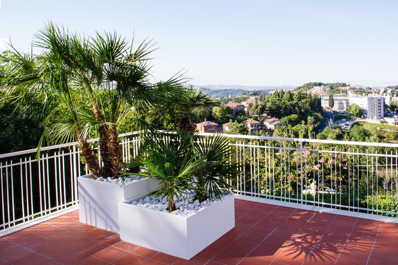 Aparthotel Residenza Ambrogi Urbino Exterior foto